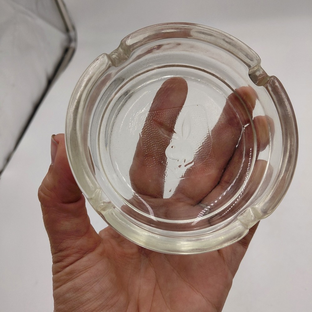 Vtg 70s PLAYBOY Club Bunny Logo ASHTRAY Clear Round Glass 4" Licury Mancave - Picture 4 of 4